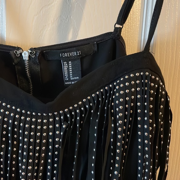 Forever 21 Studded Top🖤♾️◾️ - Picture 2 of 2